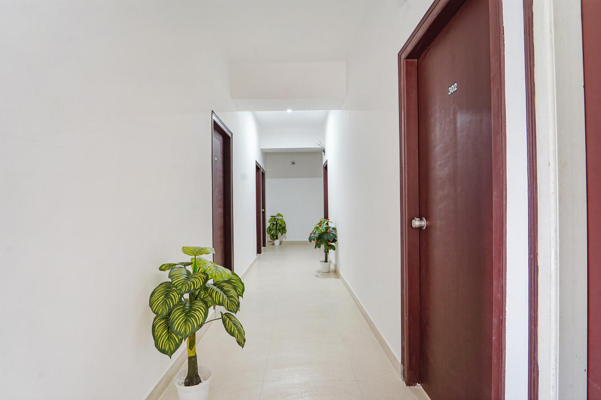 Fabhotel Metro Suites - Nr Esi Hospital بنغالور المظهر الخارجي الصورة